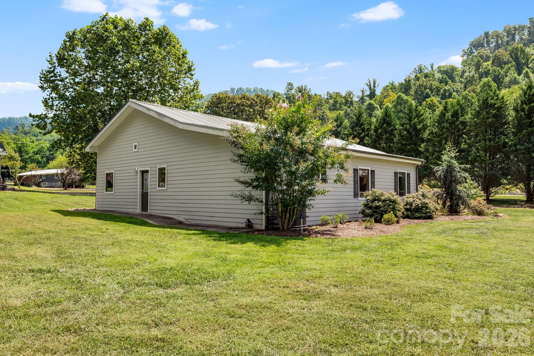 656 North Fork Road Barnardsville, NC 28709 - Photo 35 of 48 Gallery Image 35