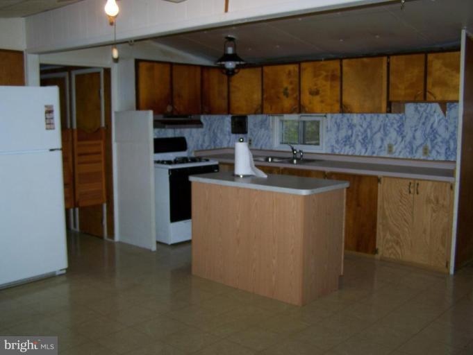 255 Swaggers Point Road Solomons, MD 20688 - Photo 7 of 15 Kitchen