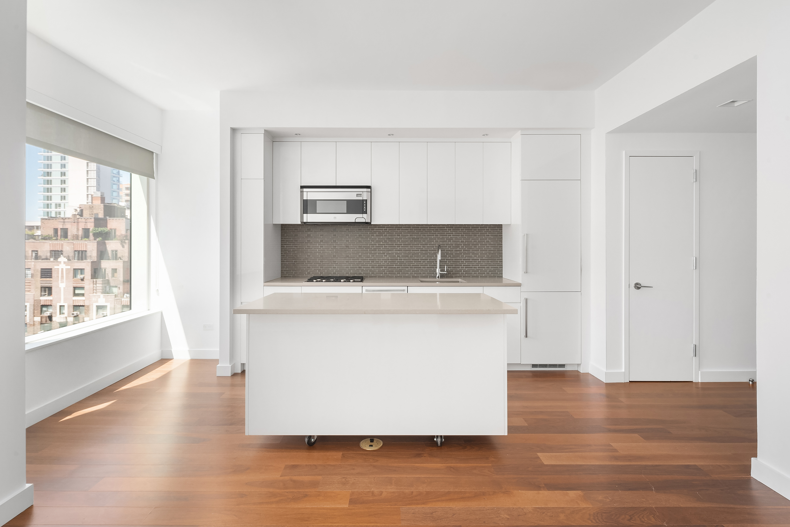 1065 2nd Avenue, Unit 20A Manhattan, NY 10022 - Photo 3 of 18