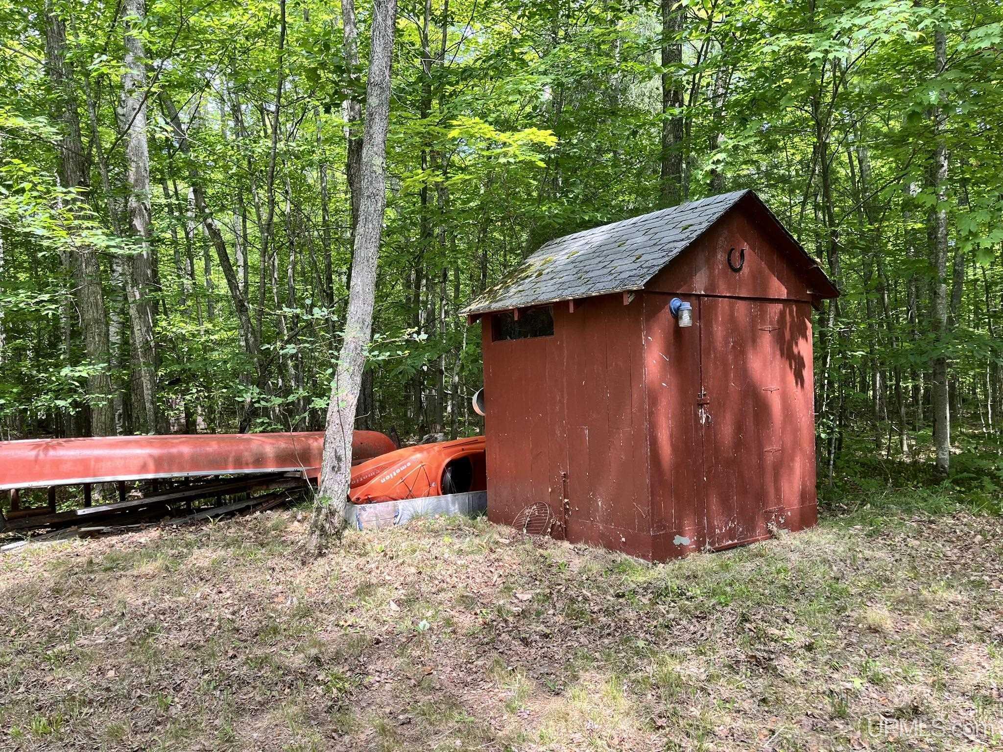 10661 Government Road Manistique, MI 49854 - Photo 22 of 34 Gallery Image 22