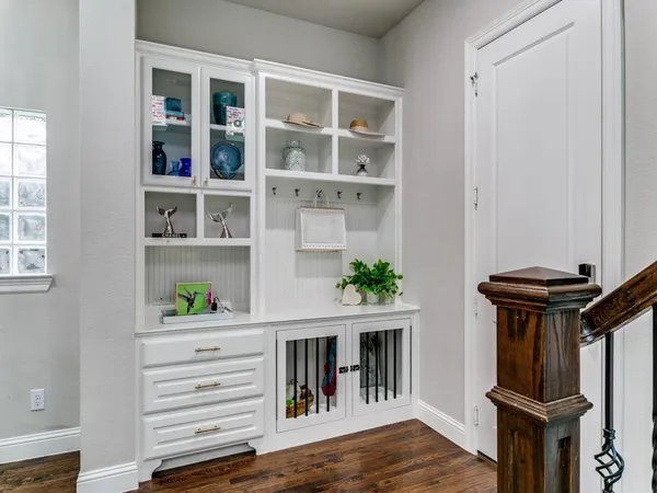 $3,900 | 4864 Isleworth Drive, Irving, TX 75038