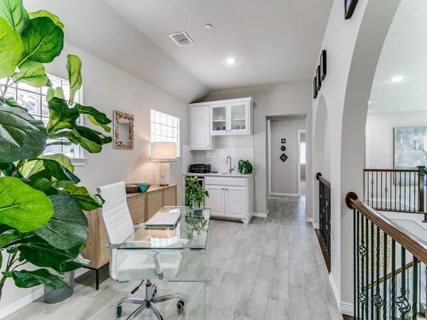 $3,900 | 4864 Isleworth Drive, Irving, TX 75038