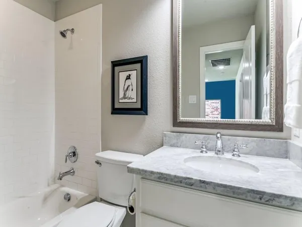 $3,900 | 4864 Isleworth Drive, Irving, TX 75038