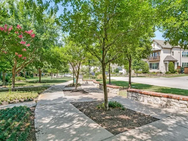 $3,900 | 4864 Isleworth Drive, Irving, TX 75038