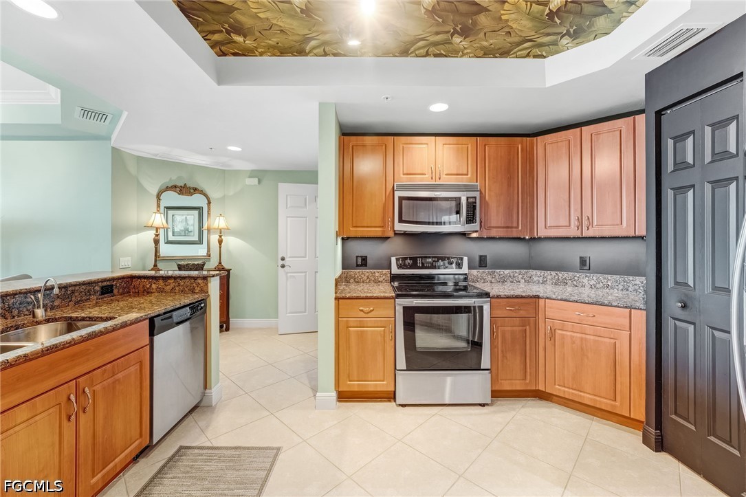 2743 First Street, Unit 2102 Fort Myers, FL 33916 - Photo 5 of 34