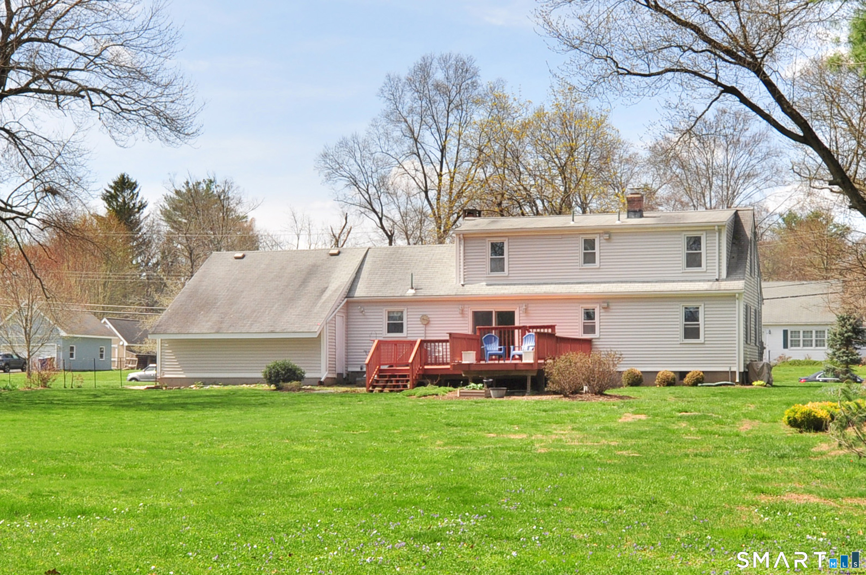 36 Pilgrim Drive Windsor, CT 06095 - Photo 3 of 33 a front view of house with yard