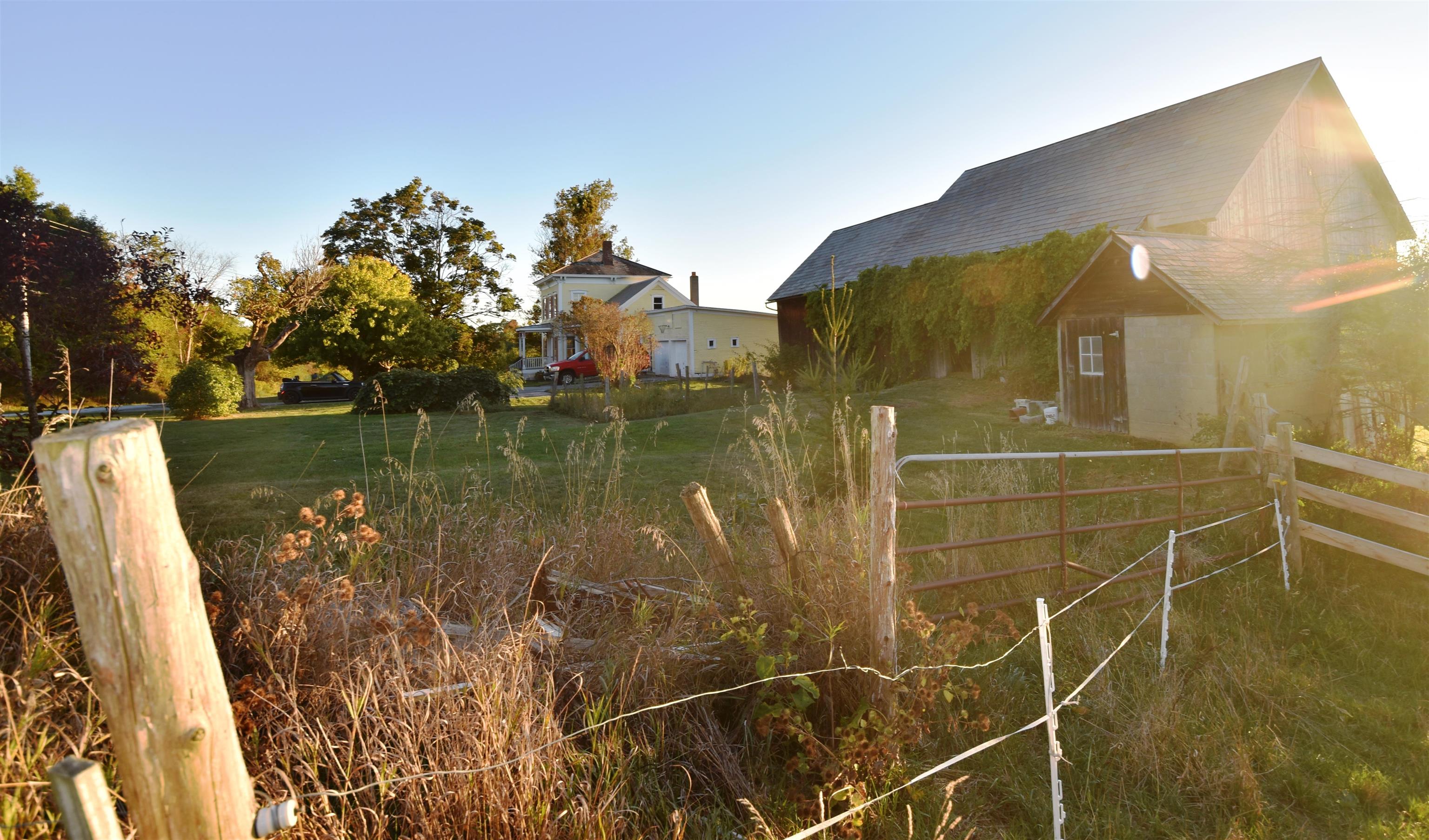 8682 Highway 22A Addison, VT 05491 - Photo 4 of 24