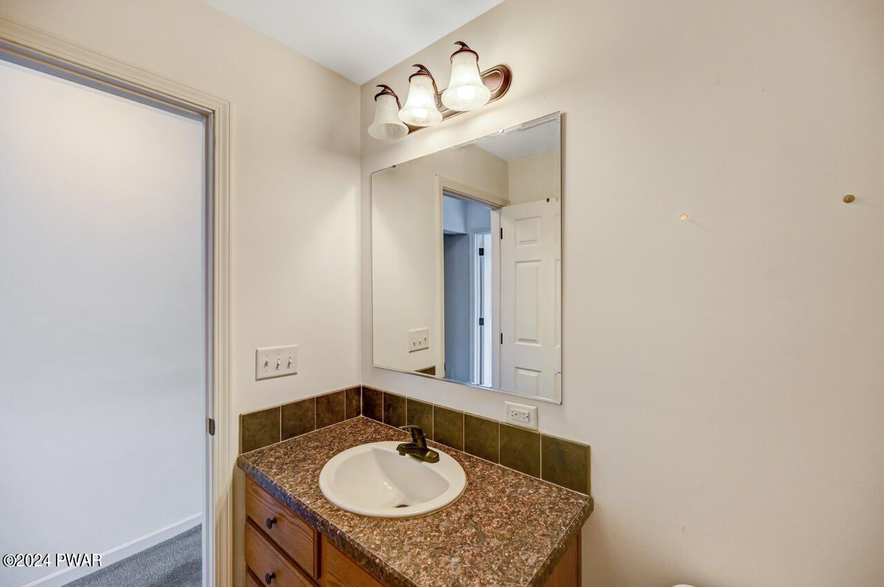 1555 Ledgedale Road Lake Ariel, PA 18436 - Photo 46 of 60 Gallery Image 46