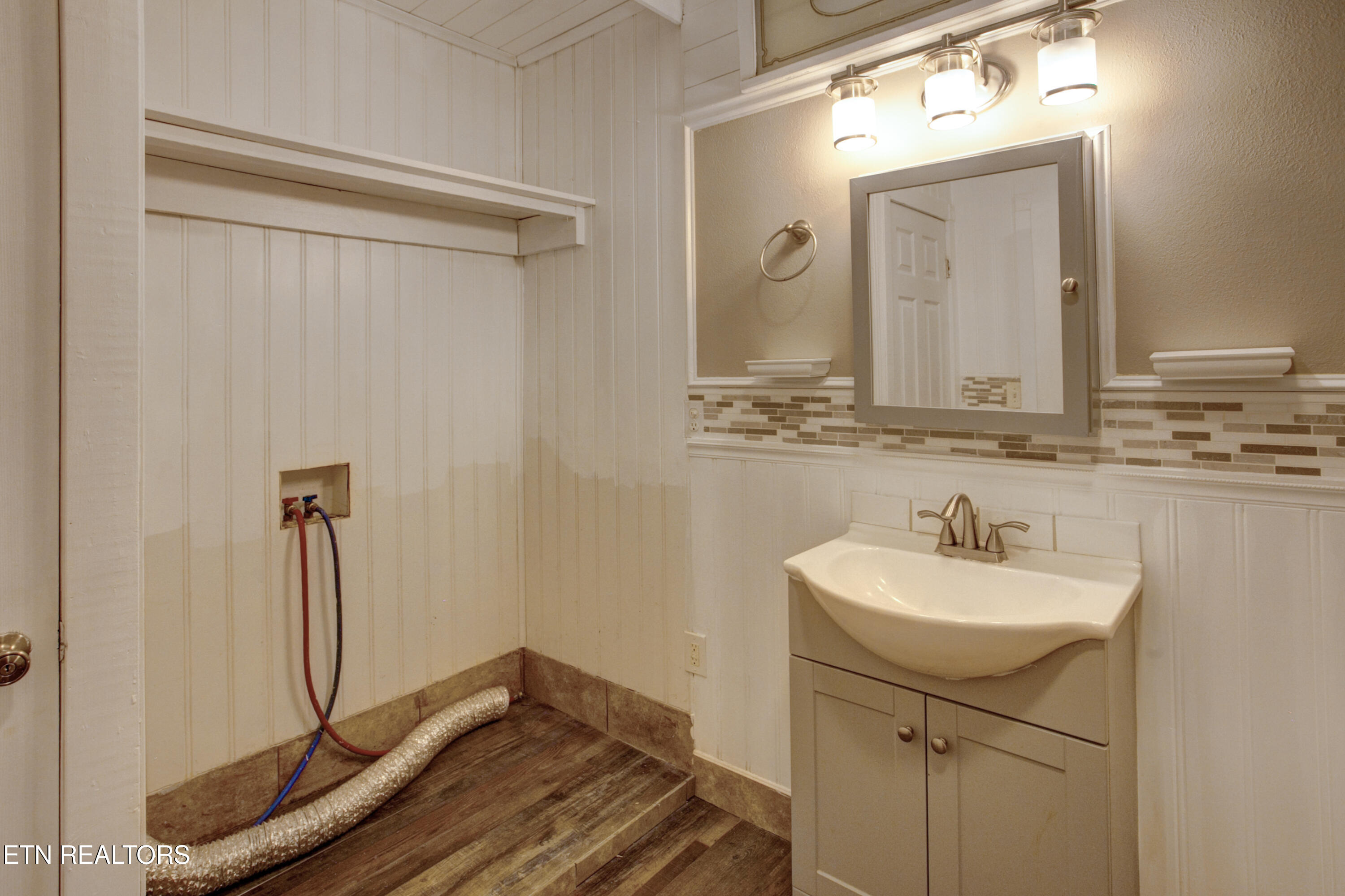 4017 Hatcher Hollow Road Walland, TN 37886 - Photo 14 of 60 4017 Hatcher Hollow015