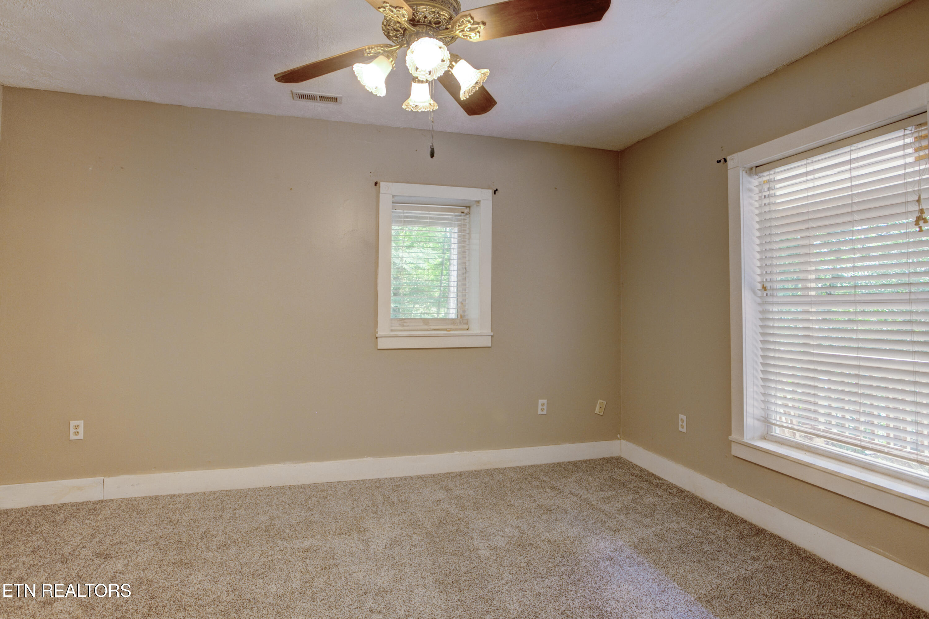 4017 Hatcher Hollow Road Walland, TN 37886 - Photo 9 of 60 4017 Hatcher Hollow010