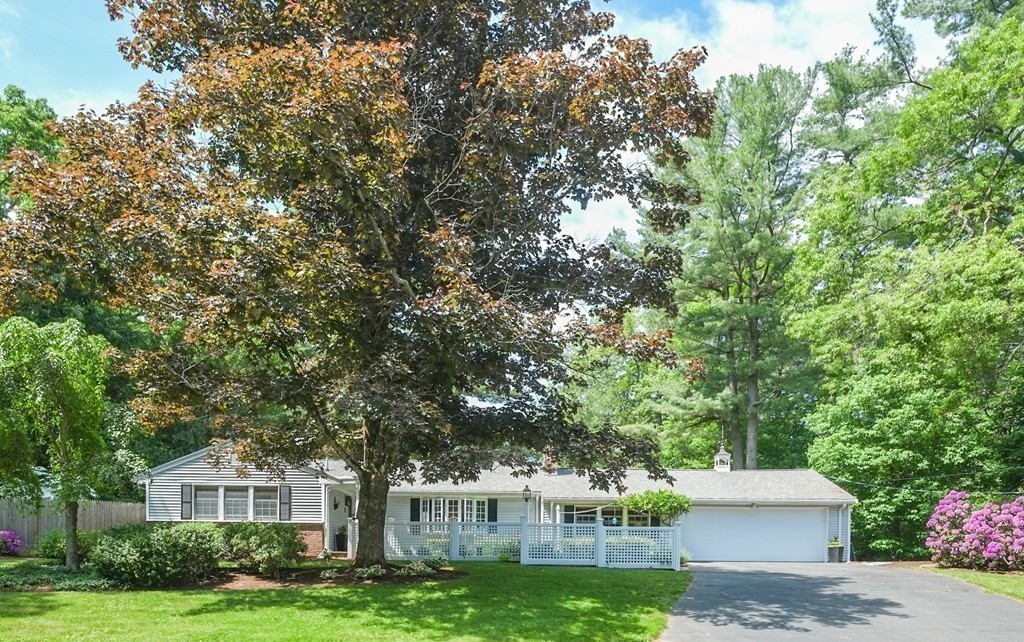 21 Davelin Road Wayland, MA 01778 - Photo 1 of 27 Gallery Image 1