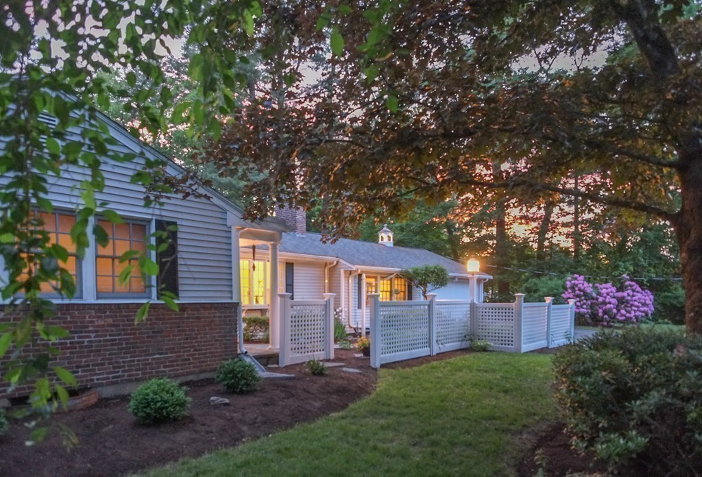 21 Davelin Road Wayland, MA 01778 - Photo 26 of 27 Gallery Image 26