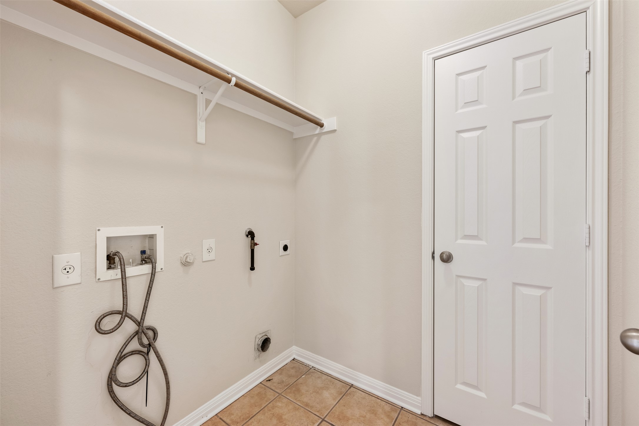 6825 Hansa Loop Austin, TX 78739 - Photo 13 of 37