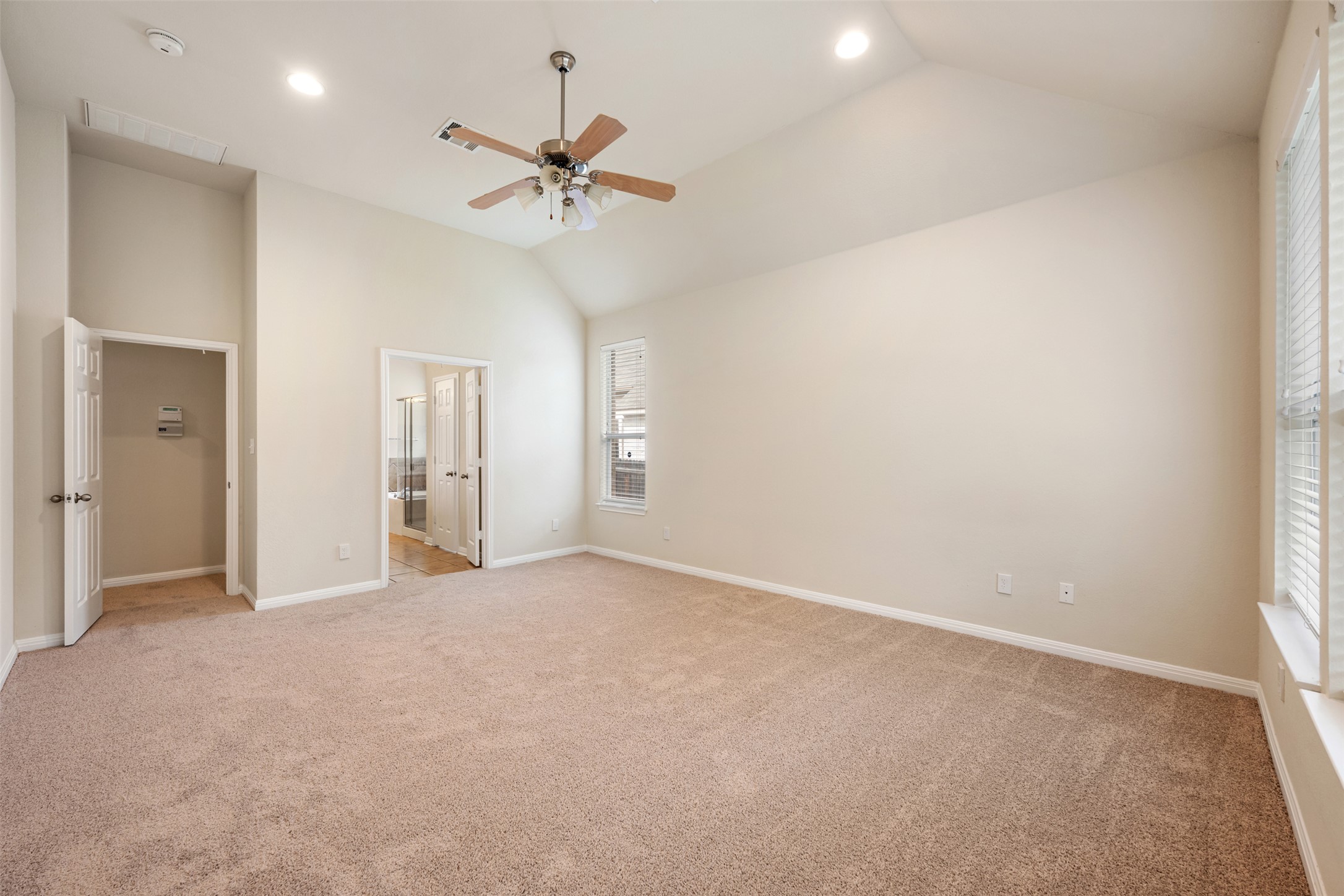 6825 Hansa Loop Austin, TX 78739 - Photo 27 of 37