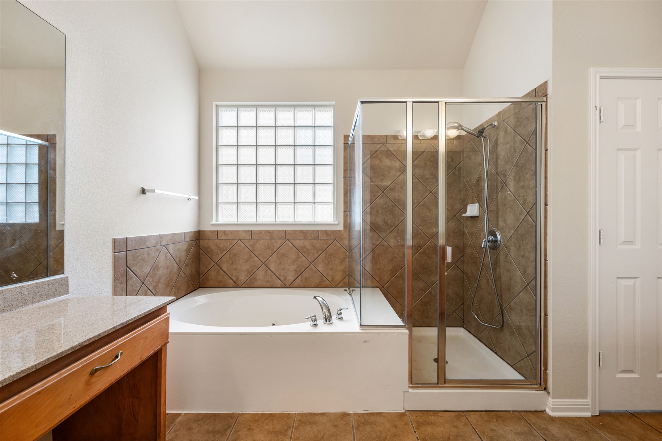 6825 Hansa Loop Austin, TX 78739 - Photo 29 of 37