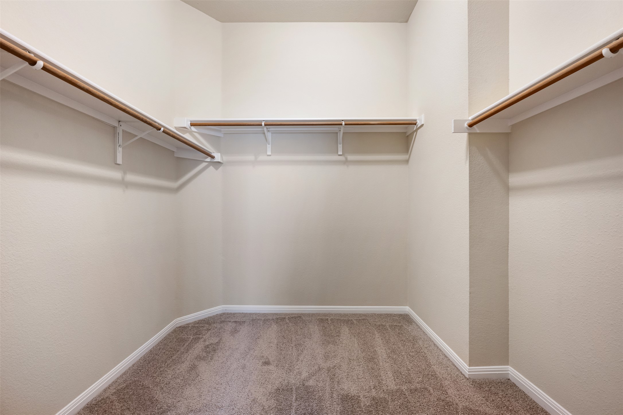 6825 Hansa Loop Austin, TX 78739 - Photo 30 of 37