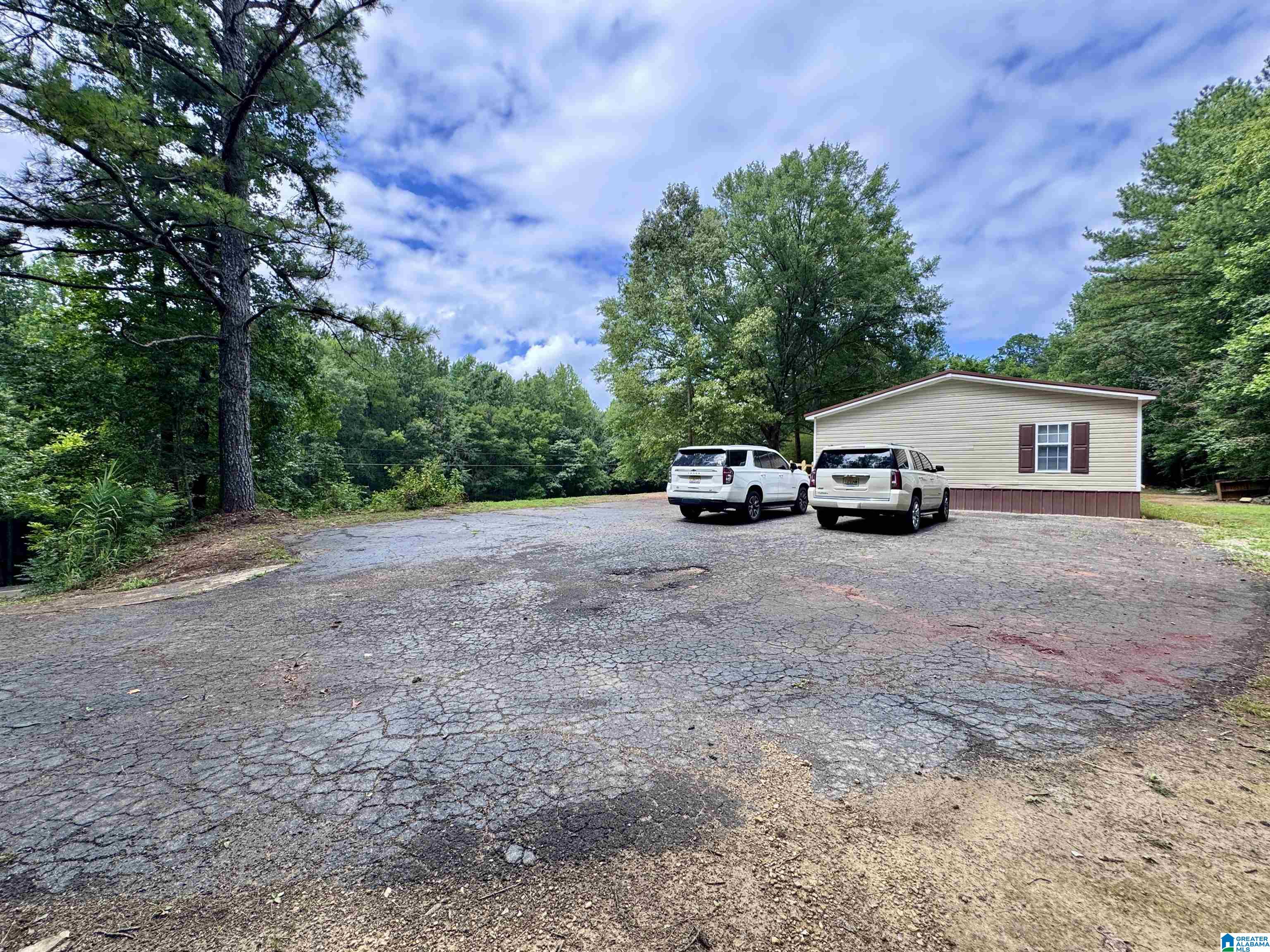 5764 Peeks Hill Road Ohatchee, AL 36271 - Photo 29 of 36 Gallery Image 29