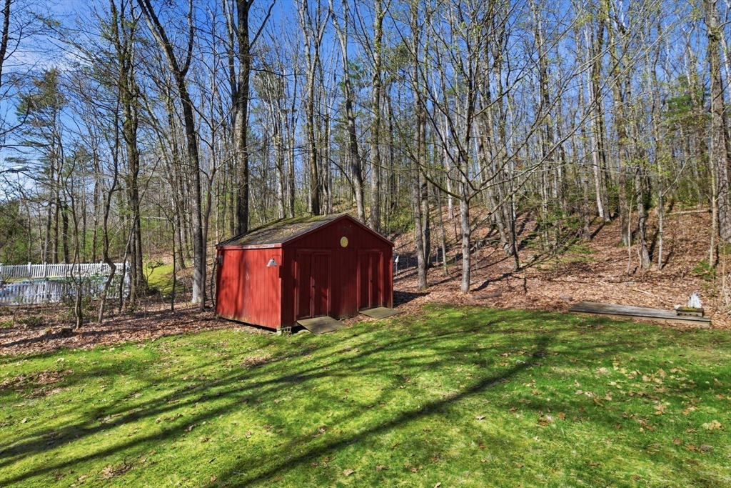 514 Leadmine Road Sturbridge, MA 01566 - Photo 26 of 39 Gallery Image 26