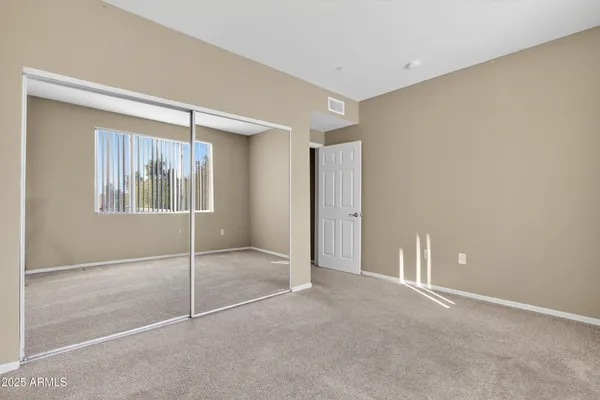 $1,400 | 5401 East Van Buren Street, Unit 2022, Phoenix, AZ 85008