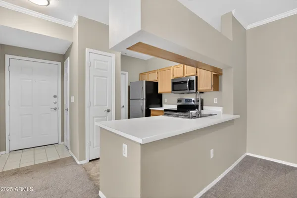 $1,400 | 5401 East Van Buren Street, Unit 2022, Phoenix, AZ 85008