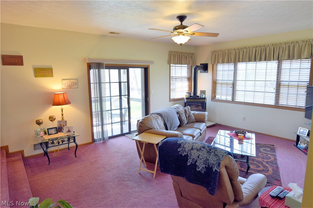 988 Perkins Jones Road Northeast Warren, OH 44483 - Photo 11 of 35 Gallery Image 11