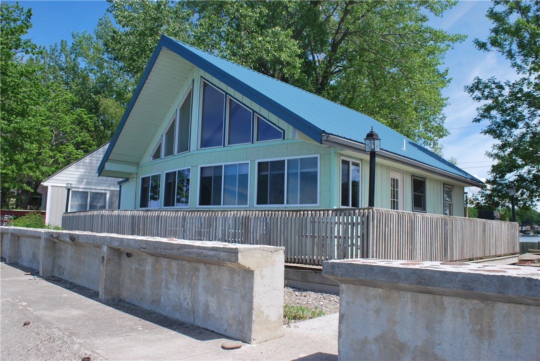 9294 Crescent Beach Wolcott, NY 14590 - Photo 5 of 48