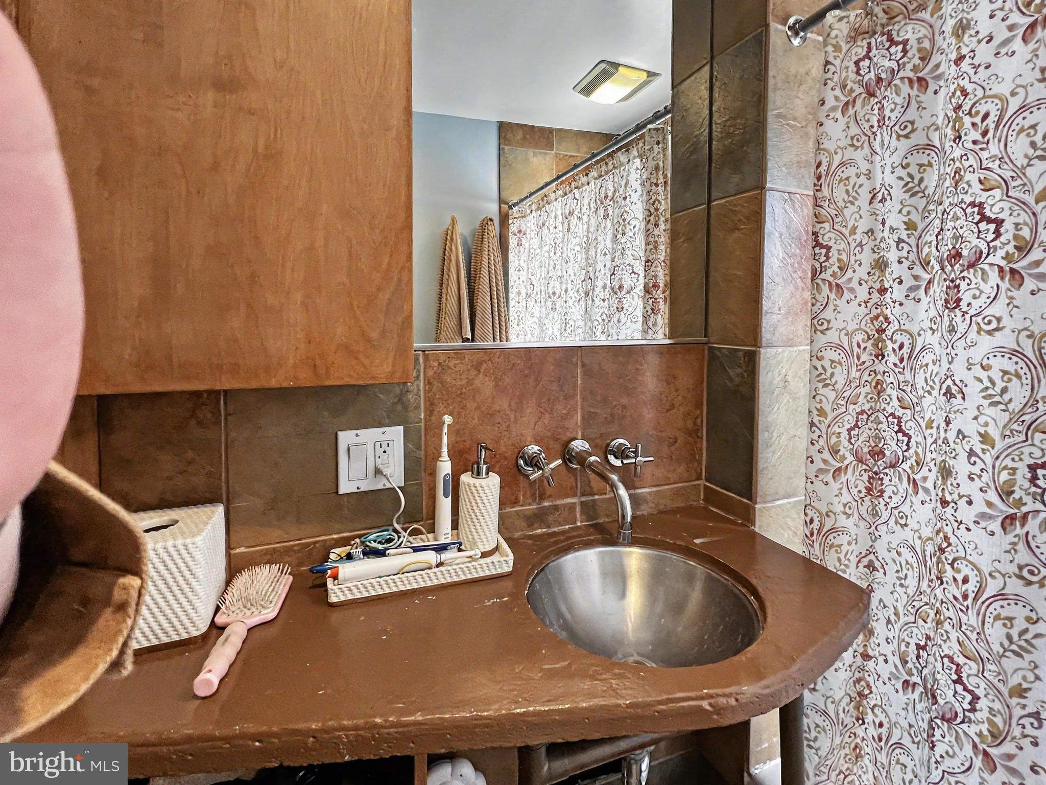1039 Rees Avenue Bryn Mawr, PA 19010 - Photo 32 of 46