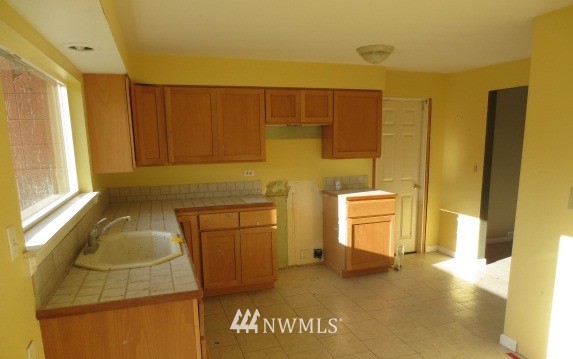23117 Brier Road Brier, WA 98036 - Photo 3 of 15