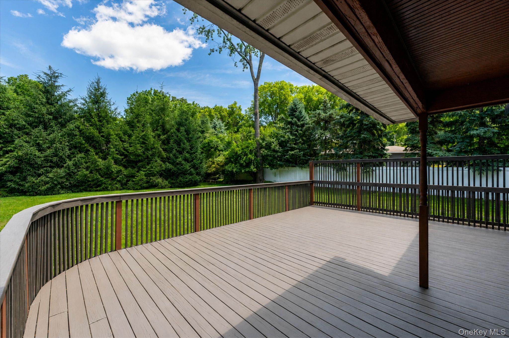 284 Germonds Road West Nyack, NY 10994 - Photo 20 of 23 Deck