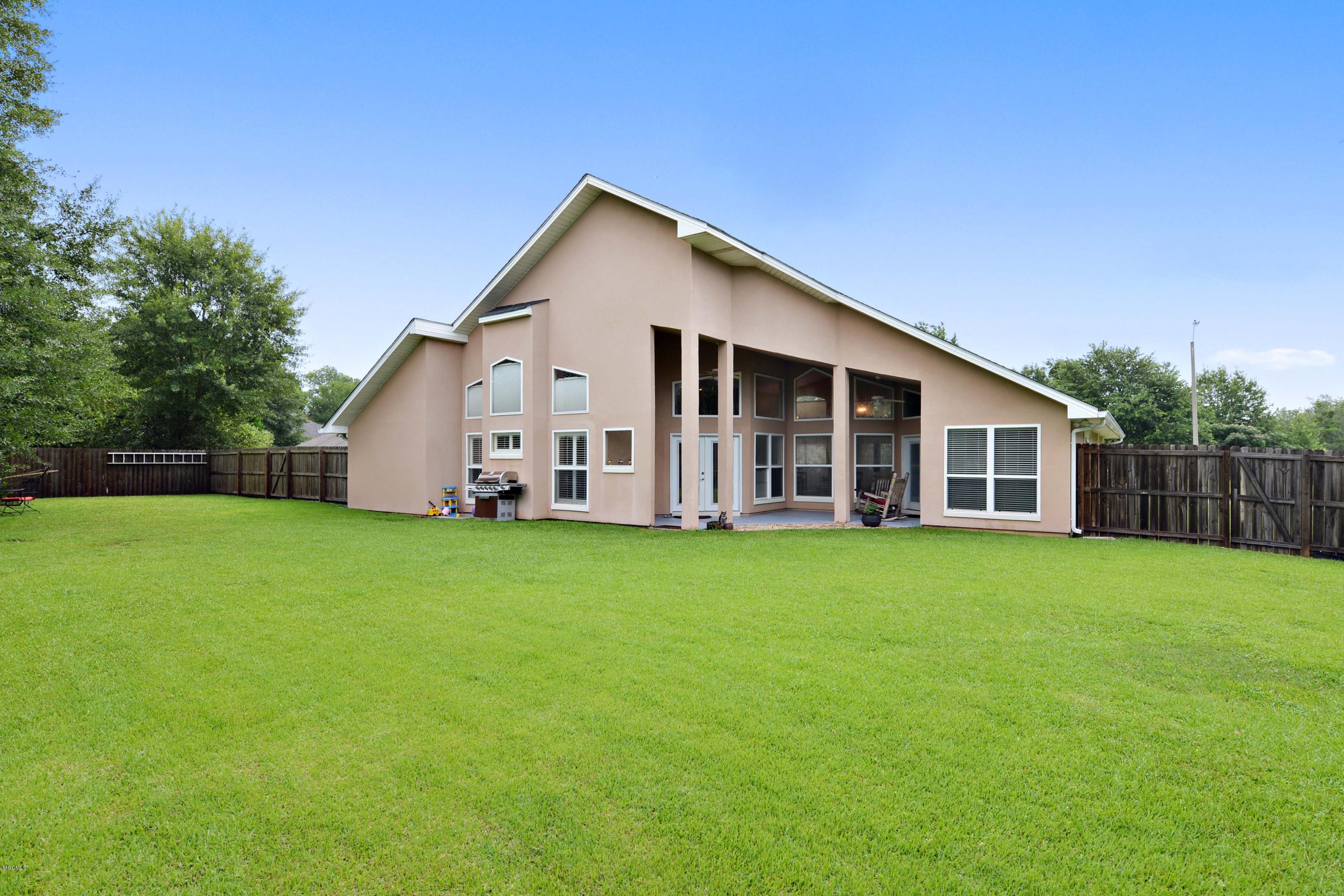 10227 Belle Vue Road D'Iberville, MS 39540 - Photo 23 of 25 Exterior Rear