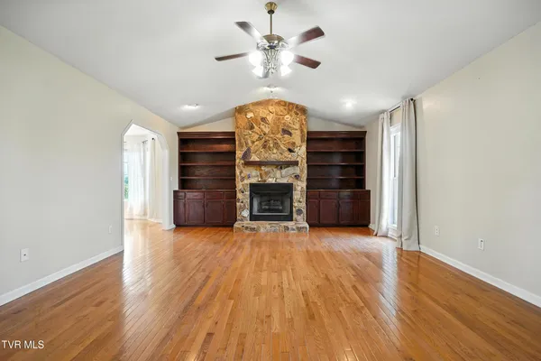 $3,000 | 127 Sarah's Way, Unit 10, Jonesborough, TN 37659