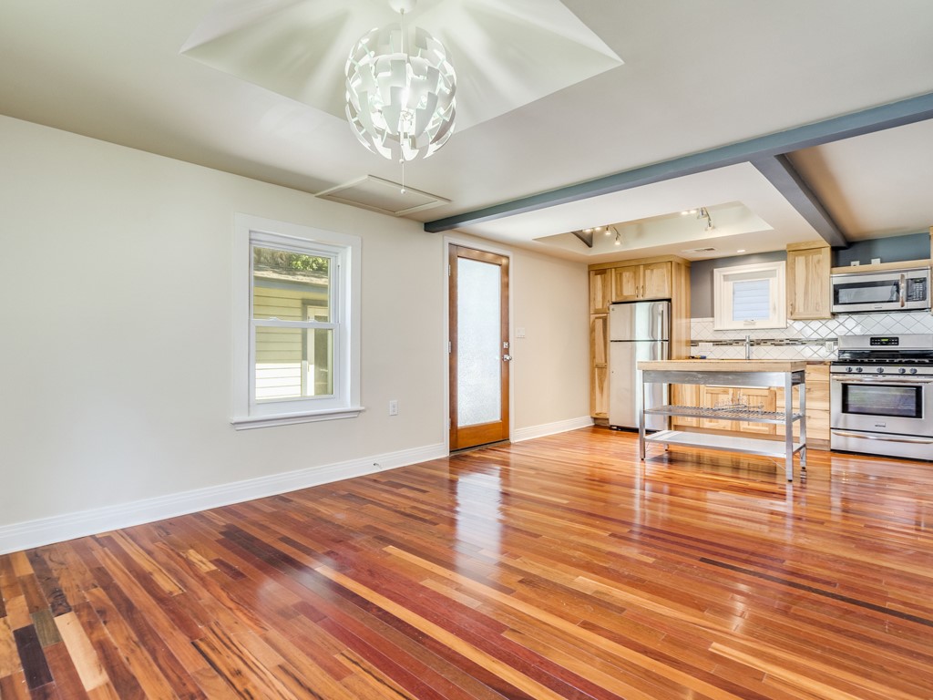 2314 Santa Rosa Street Austin, TX 78702 - Photo 7 of 27