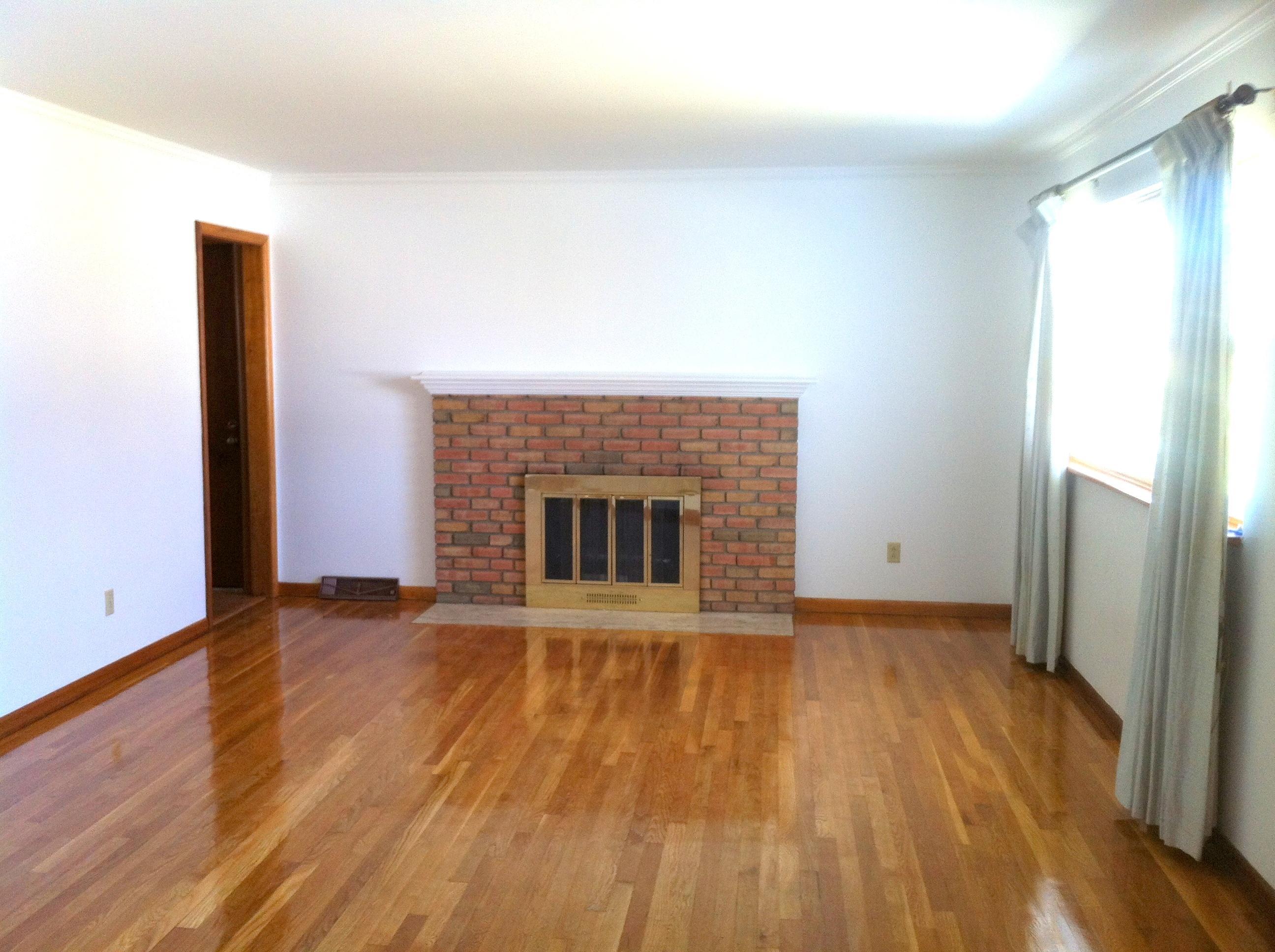 1445 Yorktown Road Columbus, OH 43232 - Photo 3 of 22 Gallery Image 3