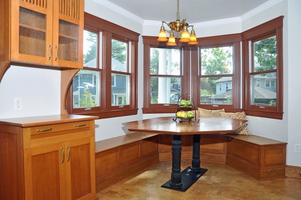 44 Hawthorn Road Milton, MA 02186 - Photo 5 of 26 Gallery Image 5