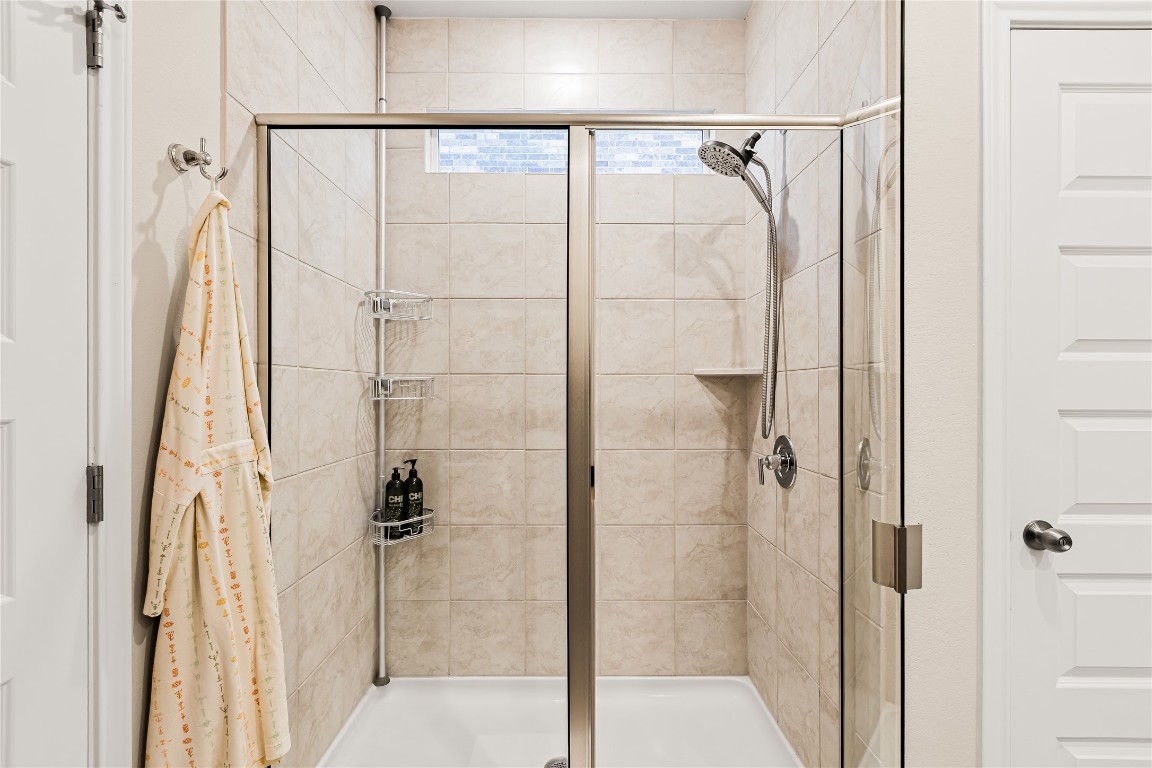 862 Pepperbark Loop Buda, TX 78610 - Photo 20 of 40