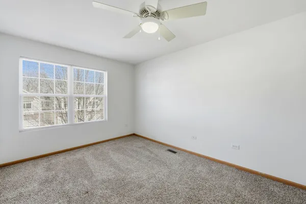 $2,400 | 1357 West Alder Creek Drive, Romeoville, IL 60446