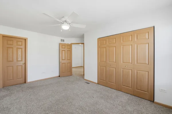 $2,400 | 1357 West Alder Creek Drive, Romeoville, IL 60446