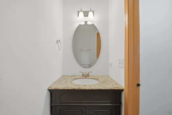 $2,400 | 1357 West Alder Creek Drive, Romeoville, IL 60446