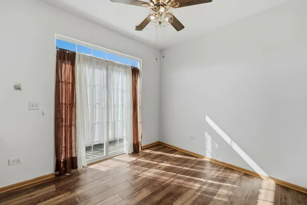 $2,400 | 1357 West Alder Creek Drive, Romeoville, IL 60446