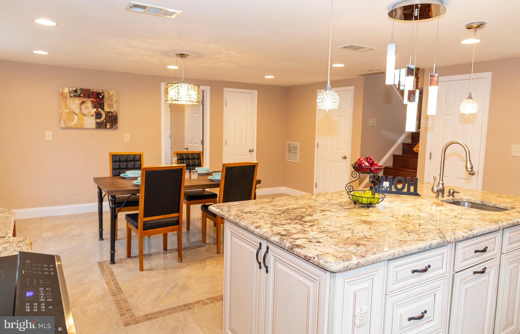 902 Sibley Road Baltimore, MD 21286 - Photo 14 of 26 Kitchen / Dining