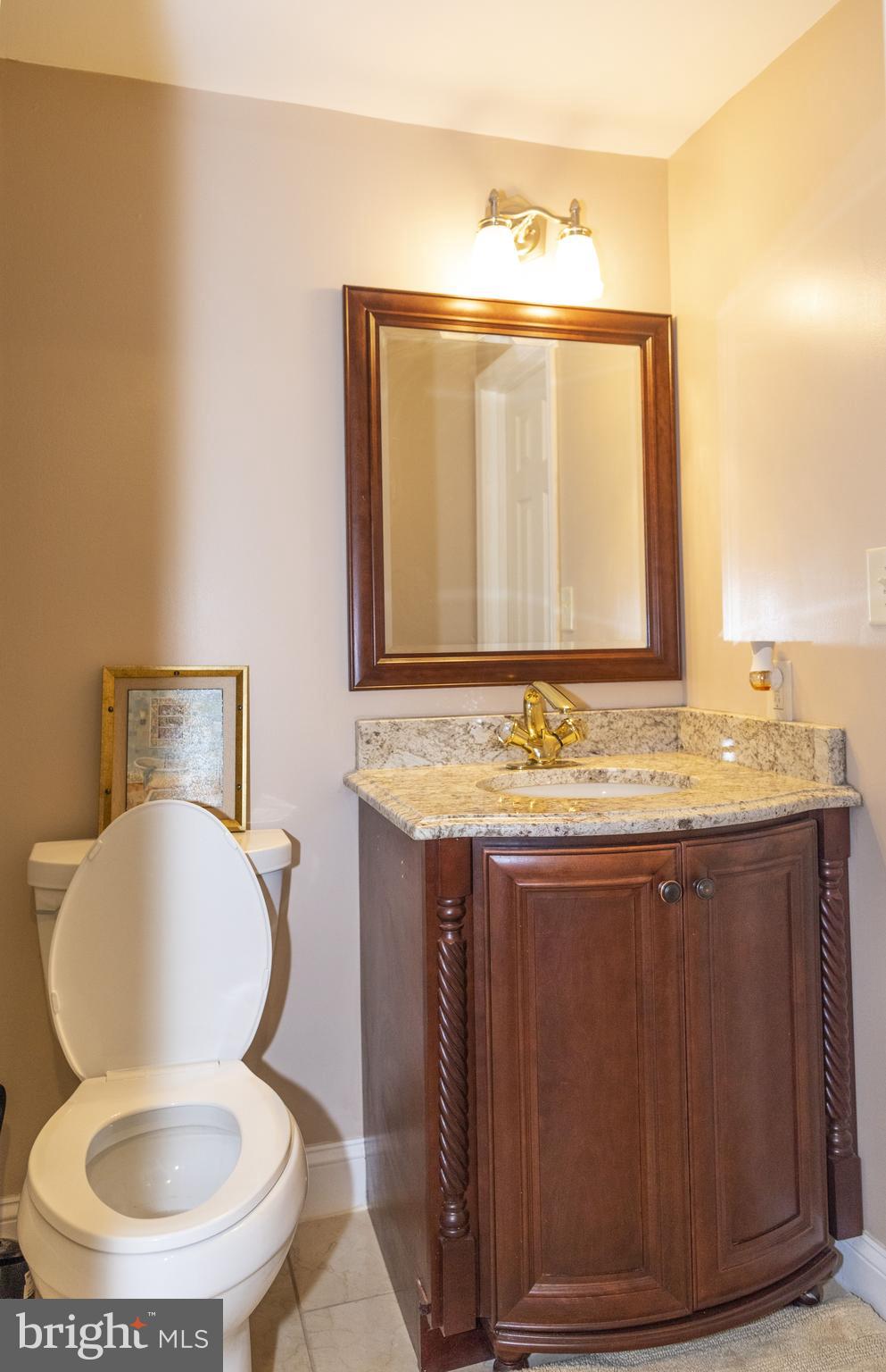 902 Sibley Road Baltimore, MD 21286 - Photo 18 of 26 Bathroom