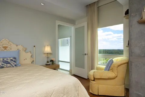$885,000 | 601 West Rosemary Street, Unit 905, Chapel Hill, NC 27516