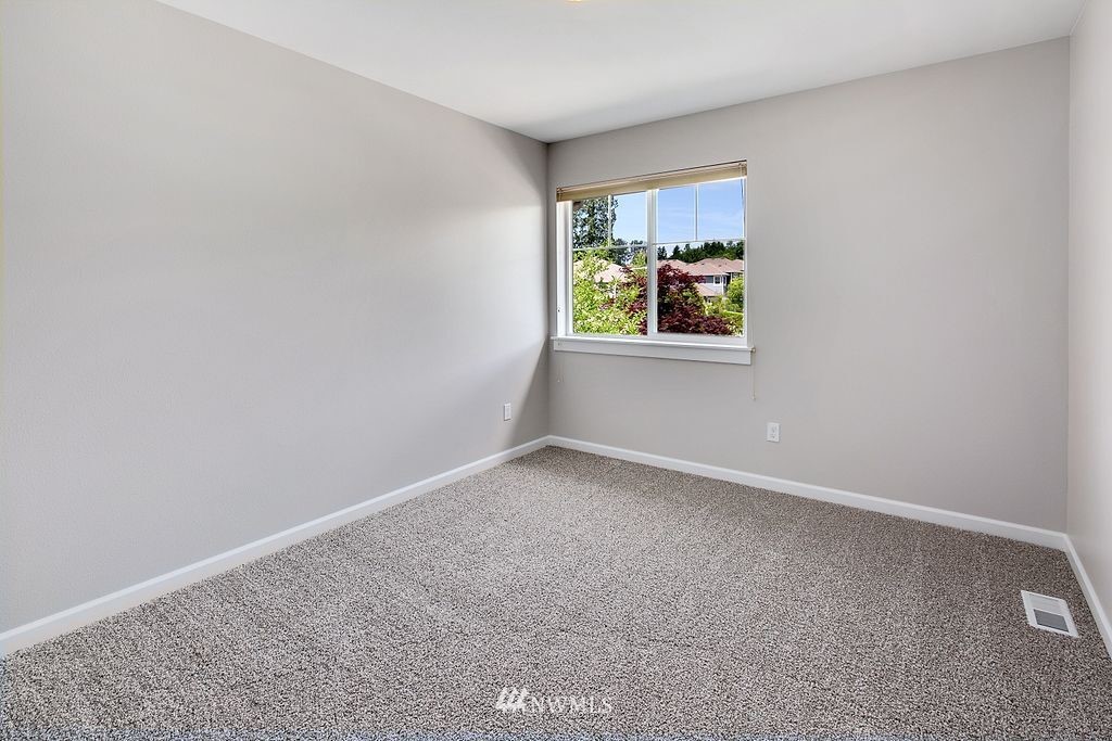 6201 Southeast 2nd Street Renton, WA 98059 - Photo 30 of 40