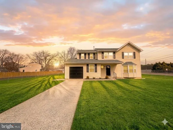 $585,000 | 8 Framingham Road, Beverly, NJ 08010