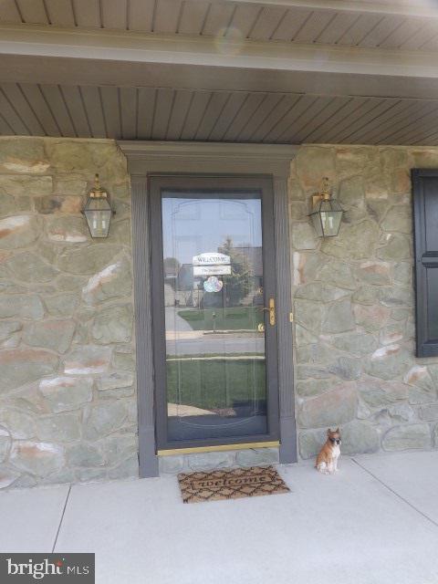 3174 Jessica Road Dover, PA 17315 - Photo 4 of 32 Gallery Image 4