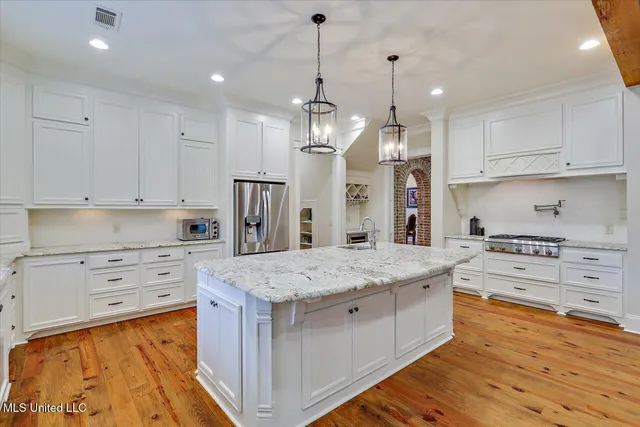 $799,000 | 213 Ironwood Plantation Boulevard, Madison, MS 39110