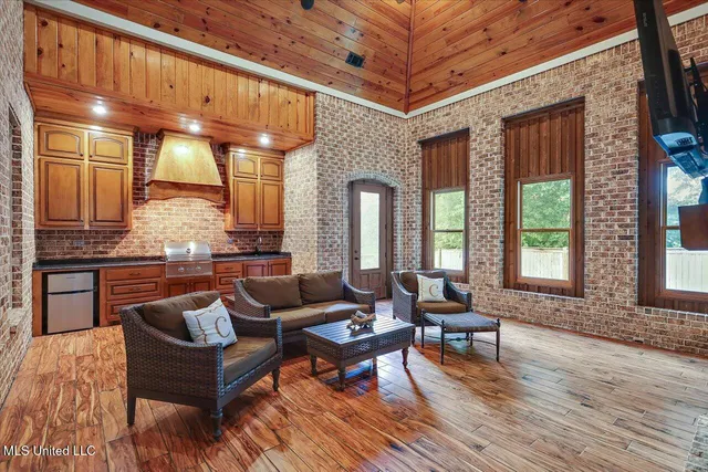 $799,000 | 213 Ironwood Plantation Boulevard, Madison, MS 39110