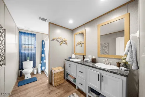 $200,000 | 372 Santa Fe Trail, North Fort Myers, FL 33917