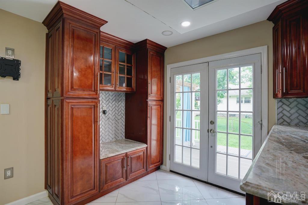 7 Calvert Avenue East Edison, NJ 08820 - Photo 20 of 47