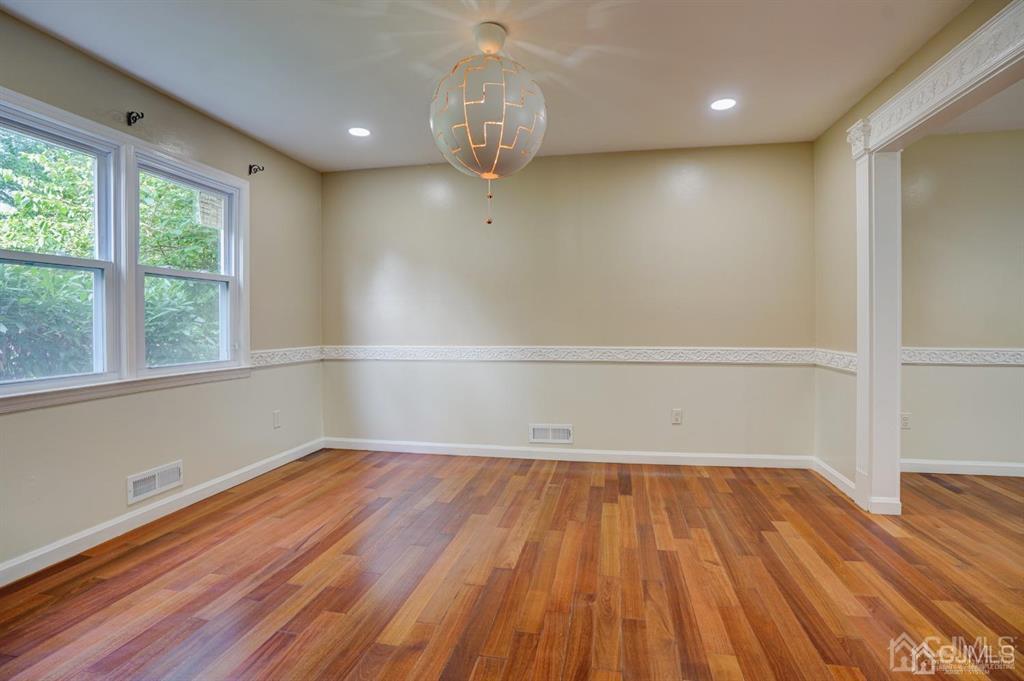 7 Calvert Avenue East Edison, NJ 08820 - Photo 27 of 47